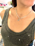 Collar de perlas de río en plata 925 y dije de estrella de mar