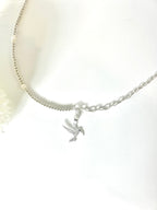 Collar con perlas de río, eslabones y colibrí en plata 925