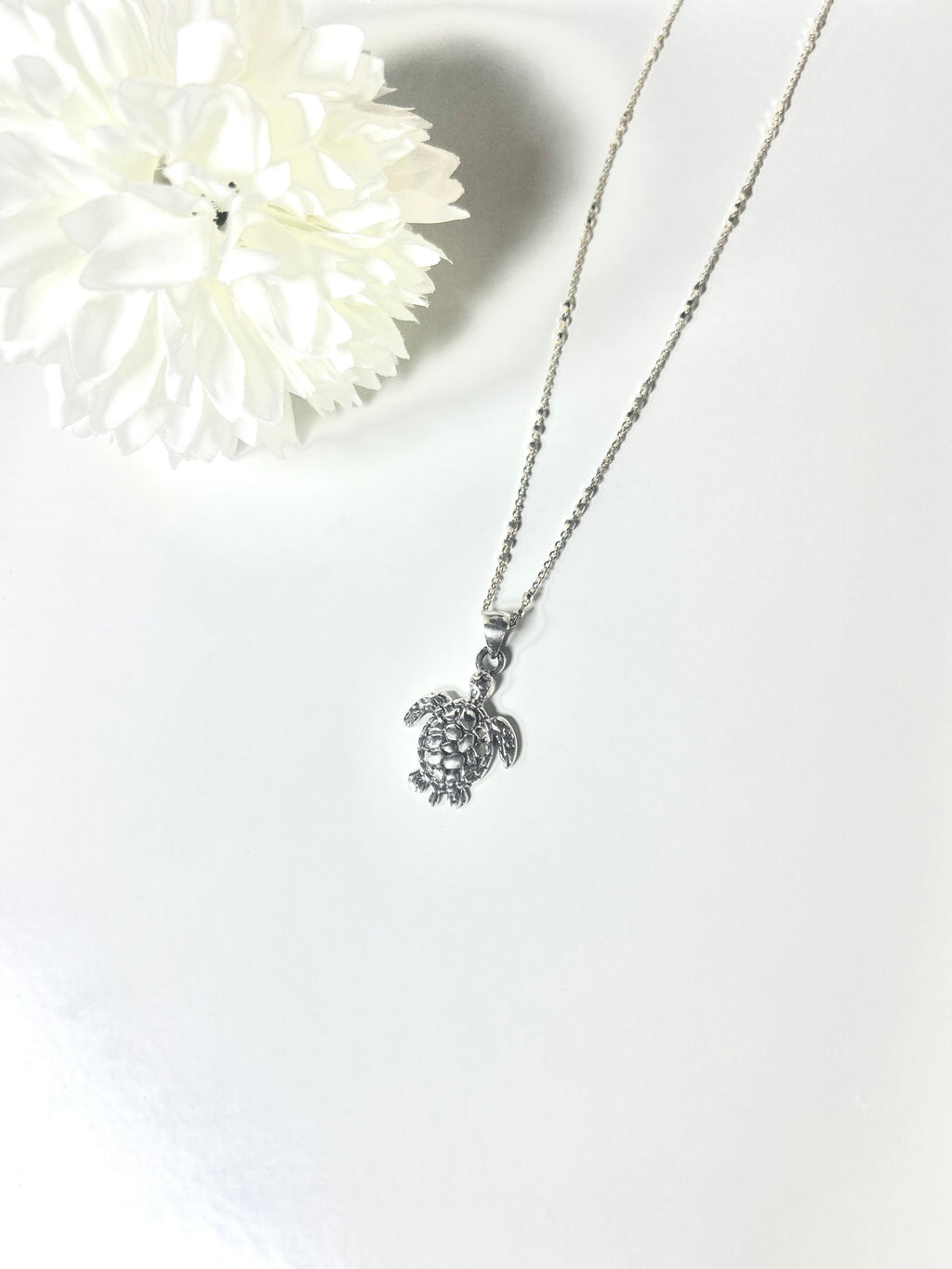 Collar marino con tortuga - plata 925