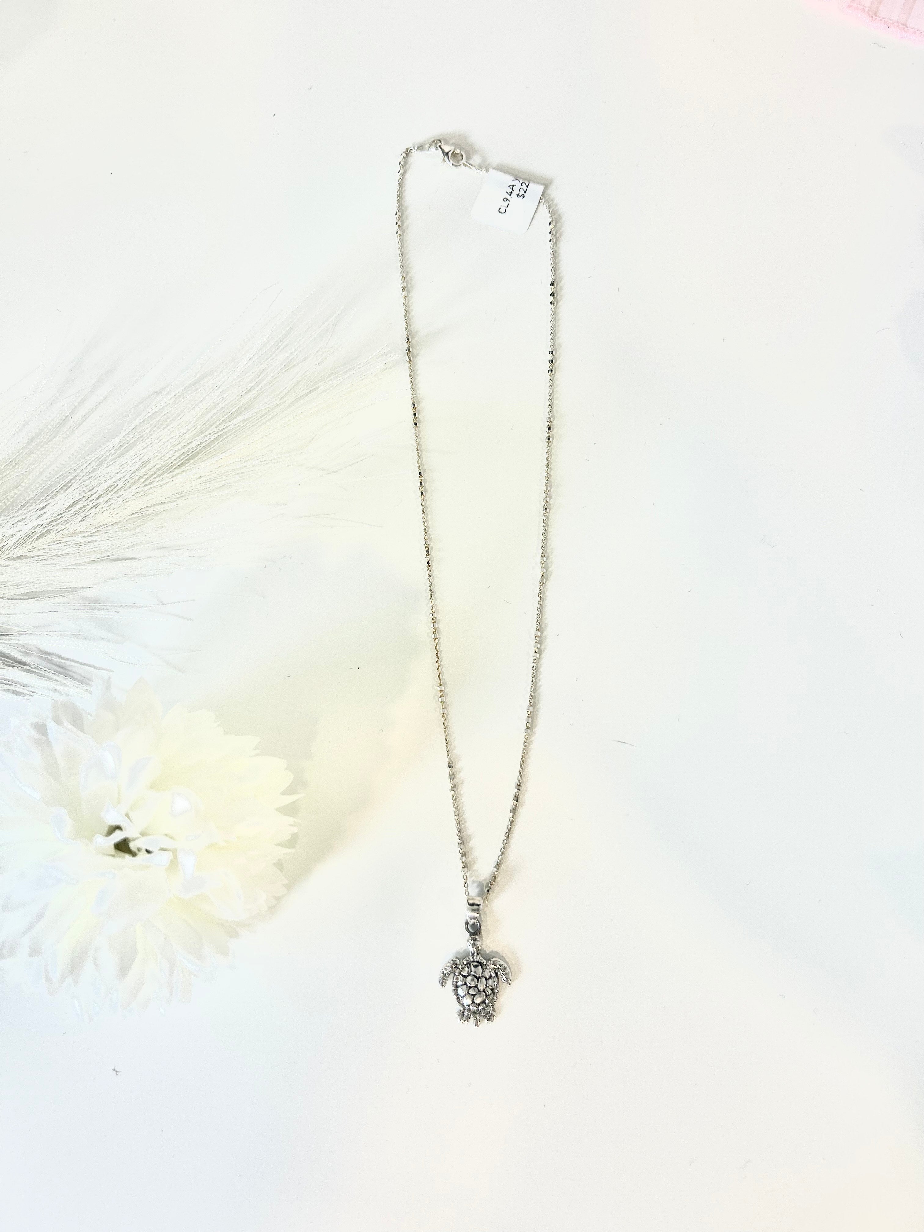 Collar marino con tortuga - plata 925