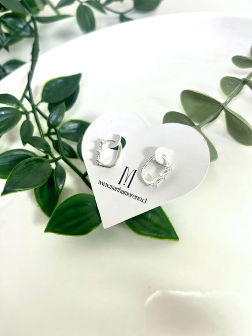 Aros argolla con flor triple