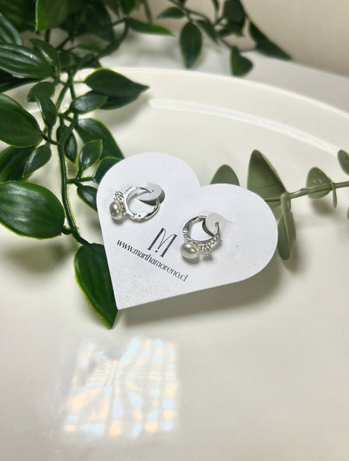 Aros argolla en perla y circonitas