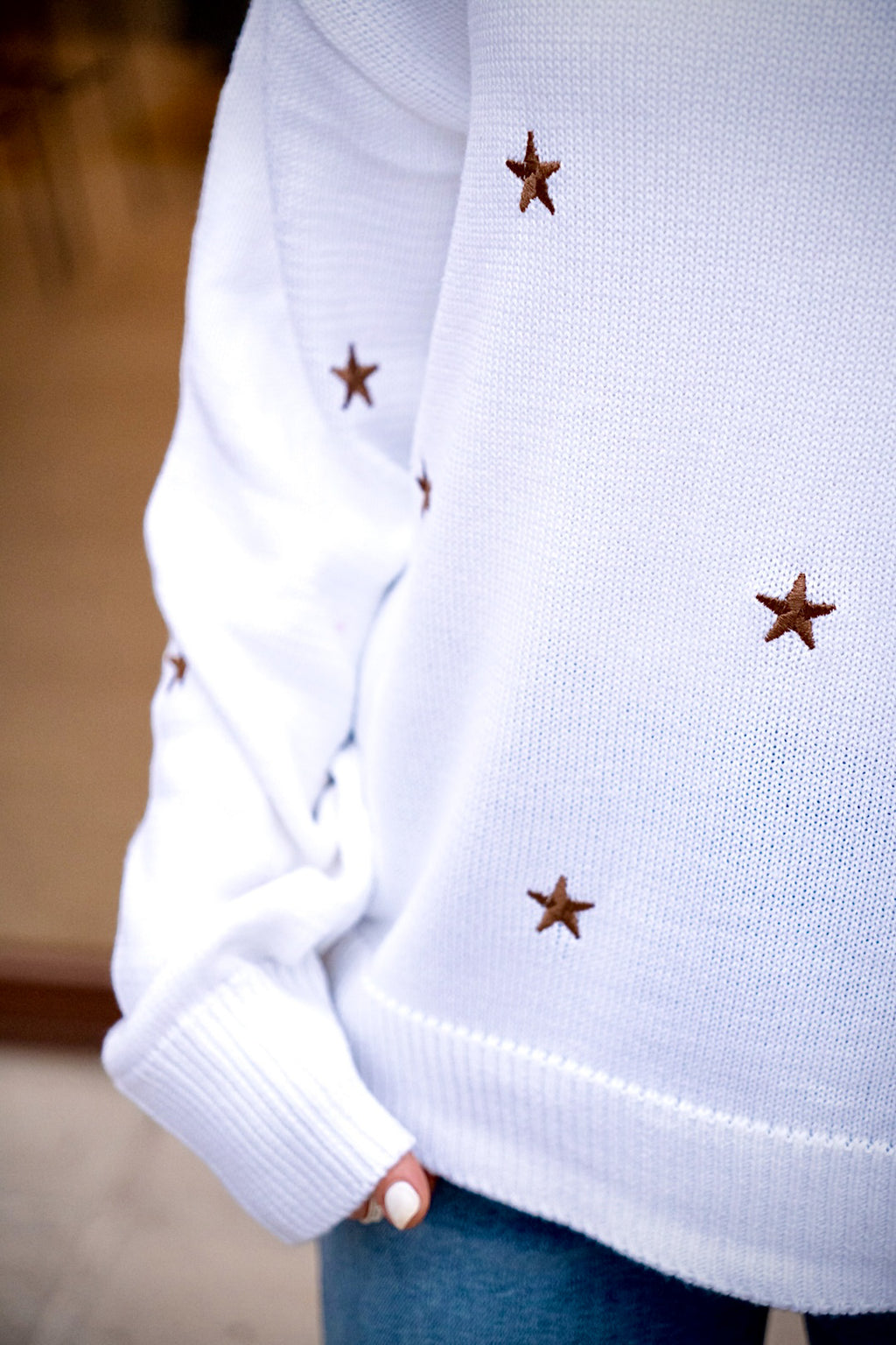 Sweater Ivory Blanco Estrellas Doradas