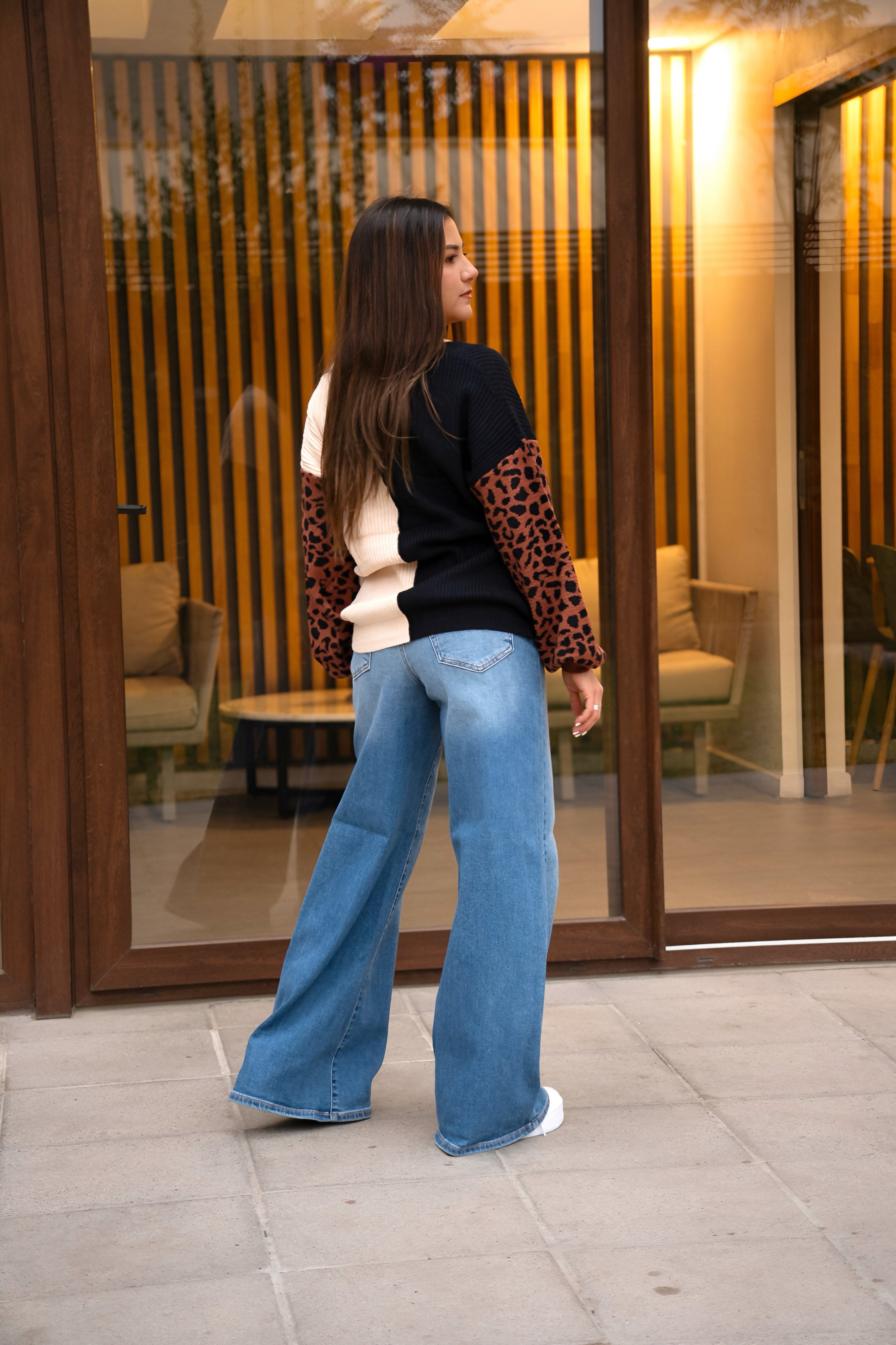 Sweater Emma Negro y Beige