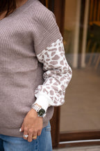 Sweater Emma Taupé y Blanco