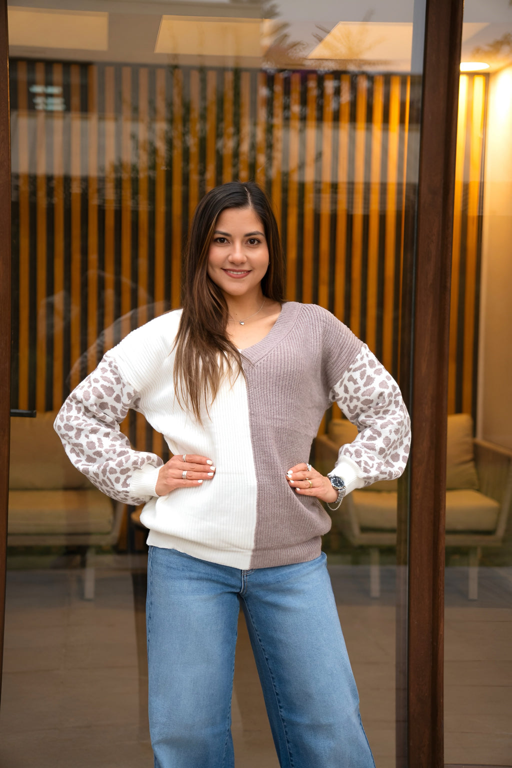 Sweater Emma Taupé y Blanco